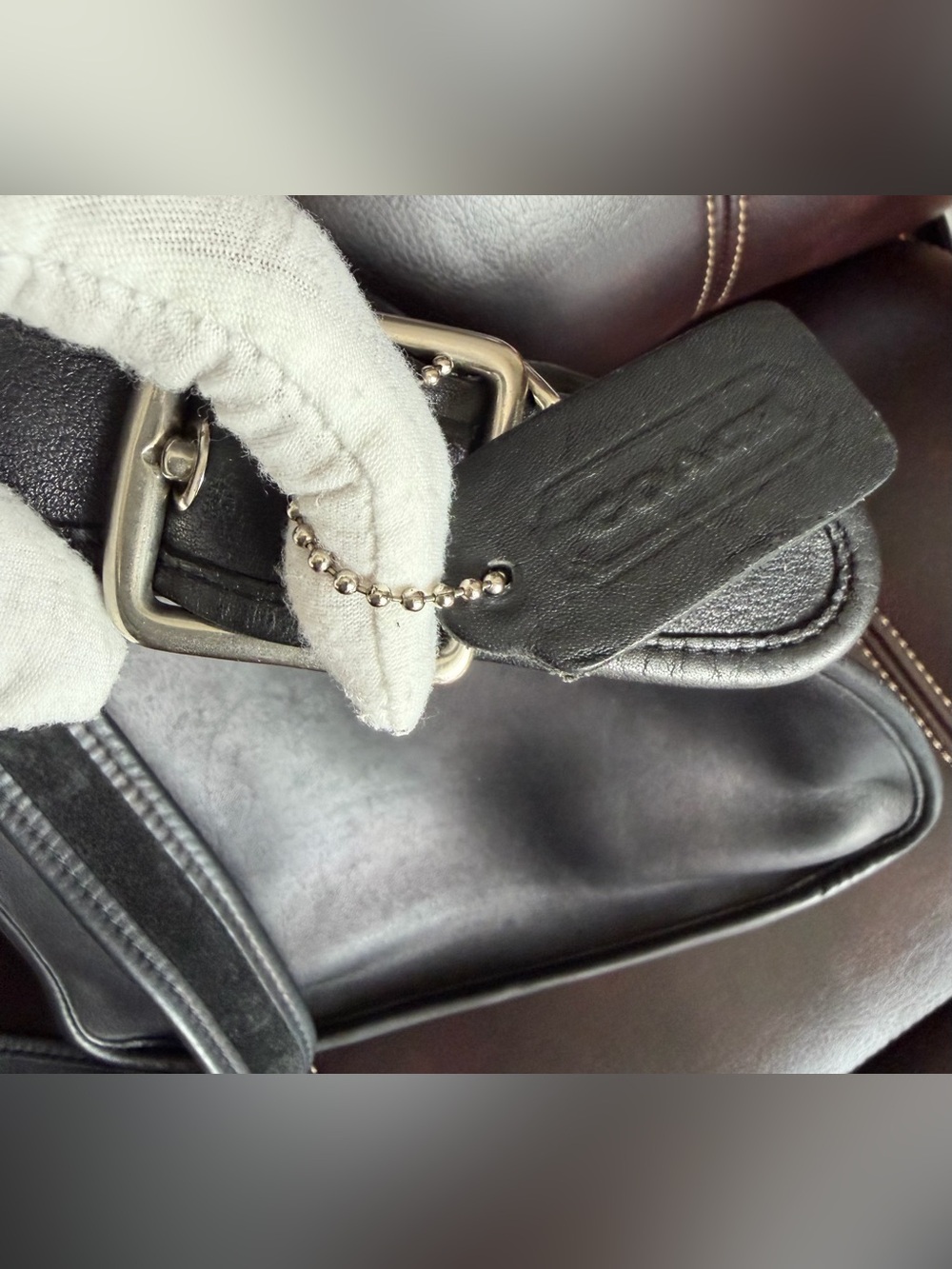 COACH VINTAGE Classic Black Leather Crossbody Bag - Picture 6 of 14